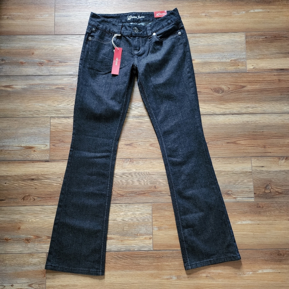 NEW Guess Women's Super Low Waist Boot Cut Jeans Size 28 Doheny Fit Rinse
